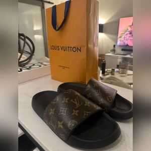 Louis Vuitton  Monogram Men's Waterfront  Slide Sandals Brand New Size 11 OR 46